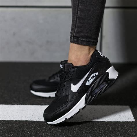 nike air max 90 damen schwarz leder|ladies Nike Air Max 90.